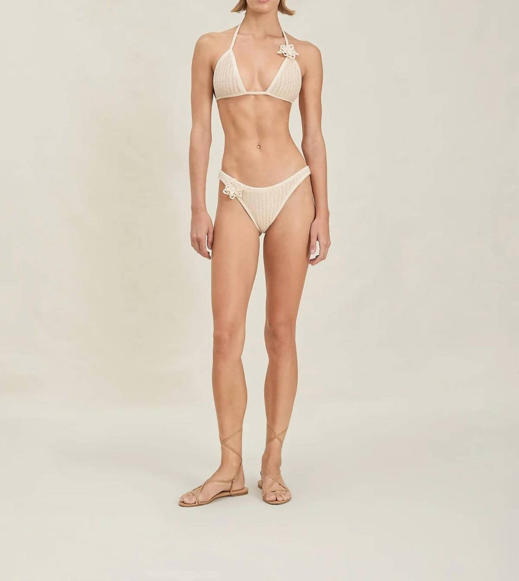 Devon Windsor - Neo Bottom