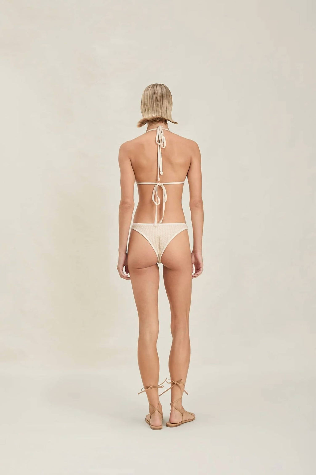Devon Windsor - Neo Bottom